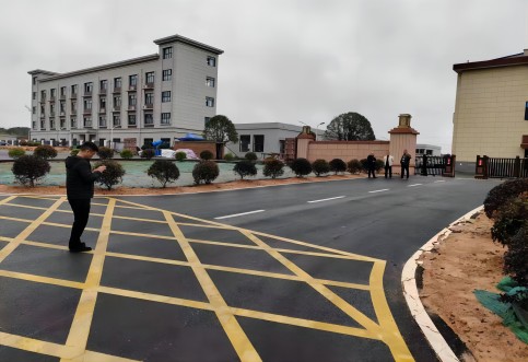 校內(nèi)交通組織優(yōu)化，助力打造平安校園！